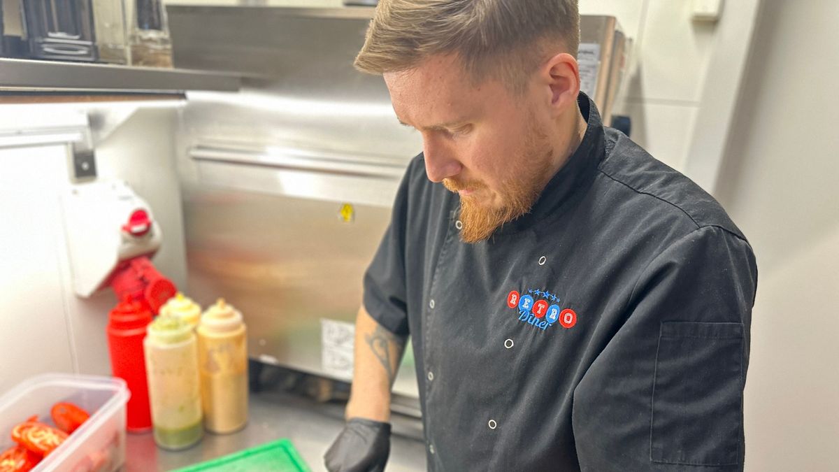 Filip Kiryluk to doświadczony szef kuchni