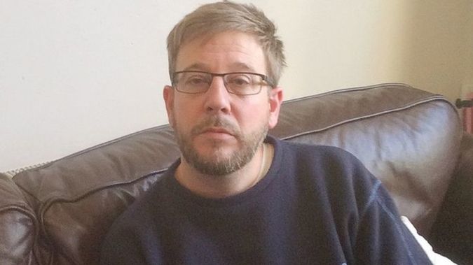 Dave twierdzi, że doznał udaru wskutek nieprawidłowo przeprowadzonego mycia włosów