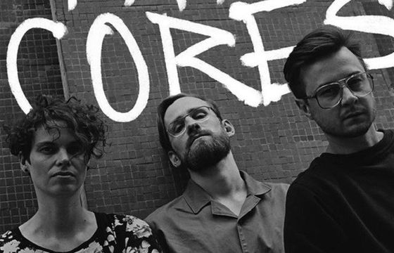 Cieślar, Ziębińska i Fejfer założyli studio gier The Failcores. Pracują nad „Niewidzialną ręką wolnego rynku”