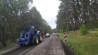 Zdarta nawierzchnia i wahadło. Rozpoczął się remont drogi między Dzikowem a Osiekiem