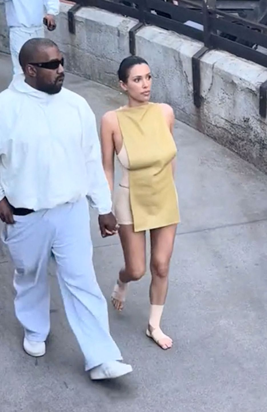 Kanye West i jego bosa żona "przyłapani" w Disneylandzie