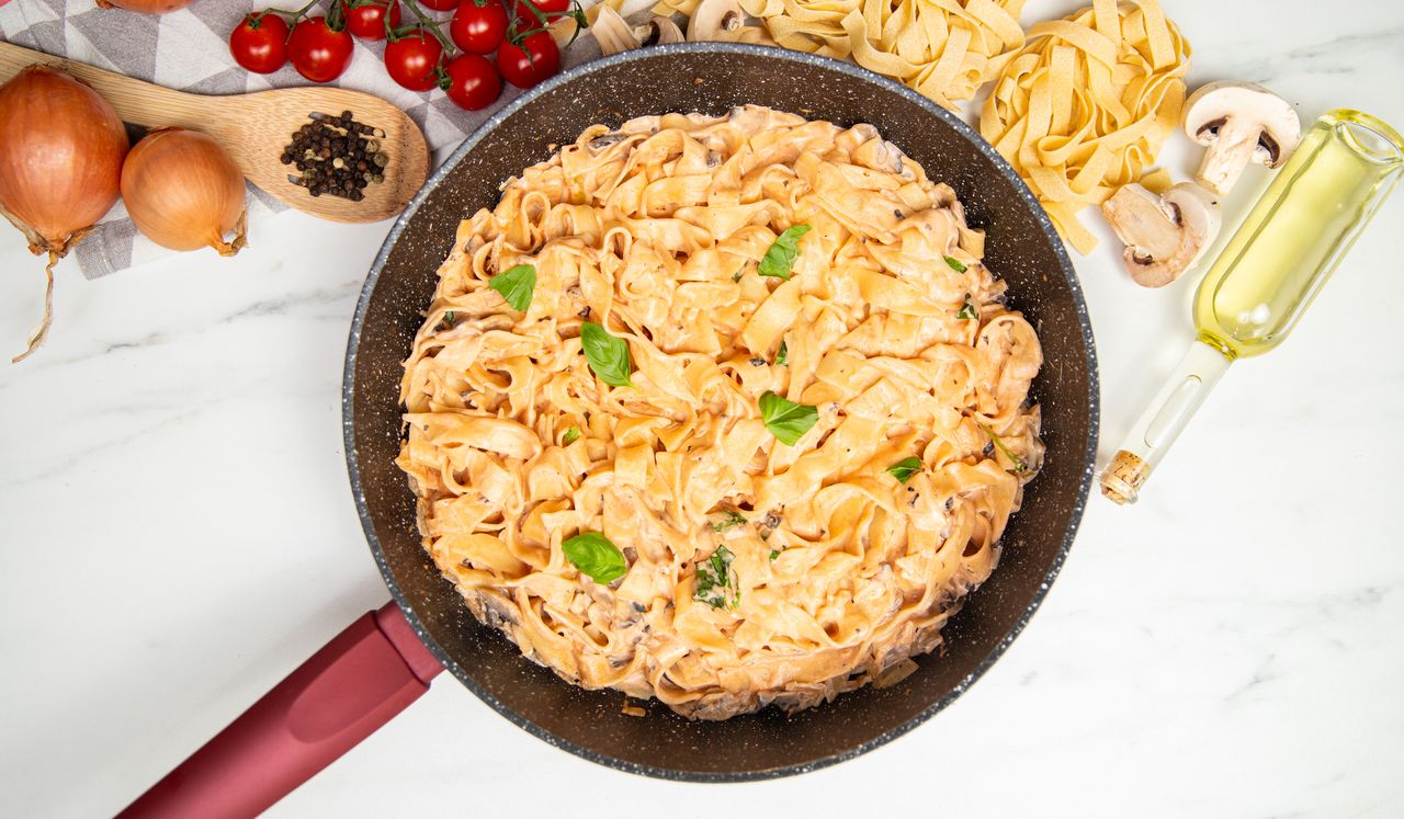 Ten obiad praktycznie robi się sam. 15 minut i można zajadać