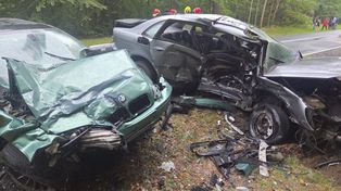 Karolewo: Śmiertelny wypadek. Z samochodów nic nie zostało