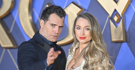 Superman zaręczony? Paparazzi zwracają uwagę na jeden szczegół