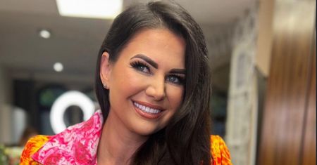 Maja Rutkowski pręży się do zdjęcia w SKĄPYM stroju kąpielowym. Forma robi wrażenie? (FOTO)