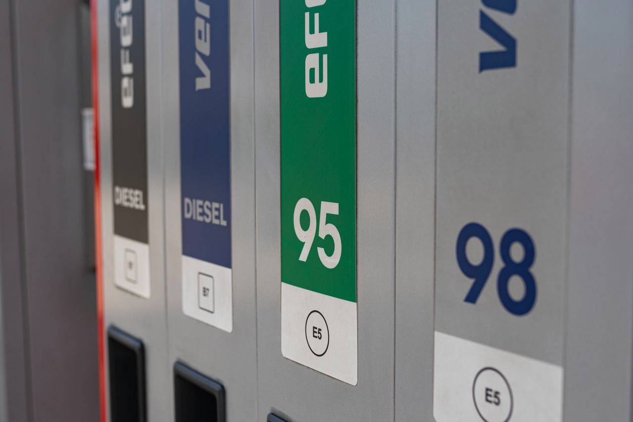 Najnowsze prognozy cen paliw. Stawka za benzynę może przebić kolejną barierę