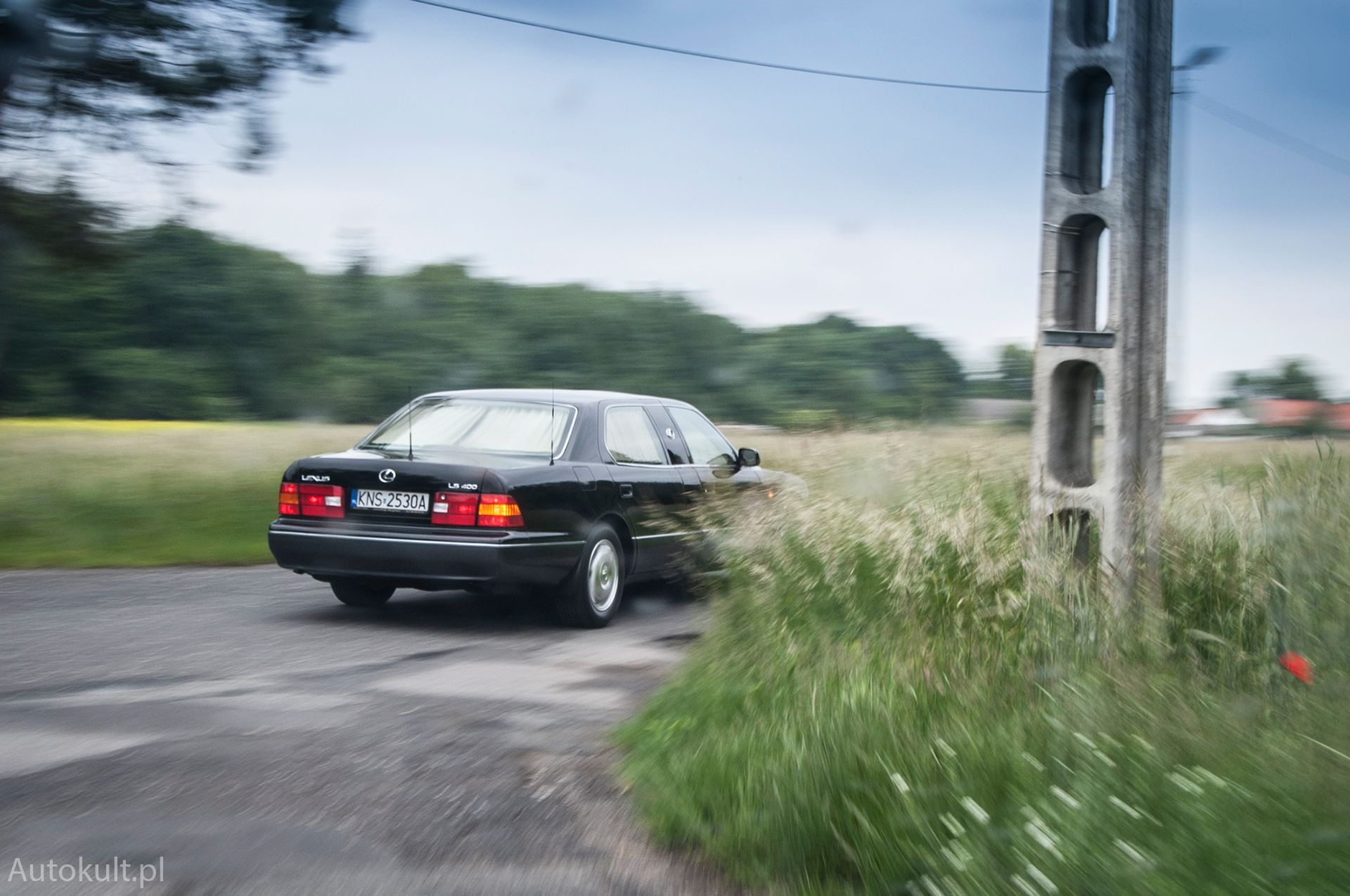 Lexus LS400 LWB (1998) (fot. Mateusz Żuchowski)