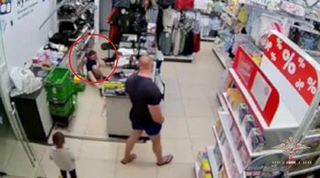 Skandal w sklepie pod Moskwą. Uderzył pracownicę. Na oczach dziecka