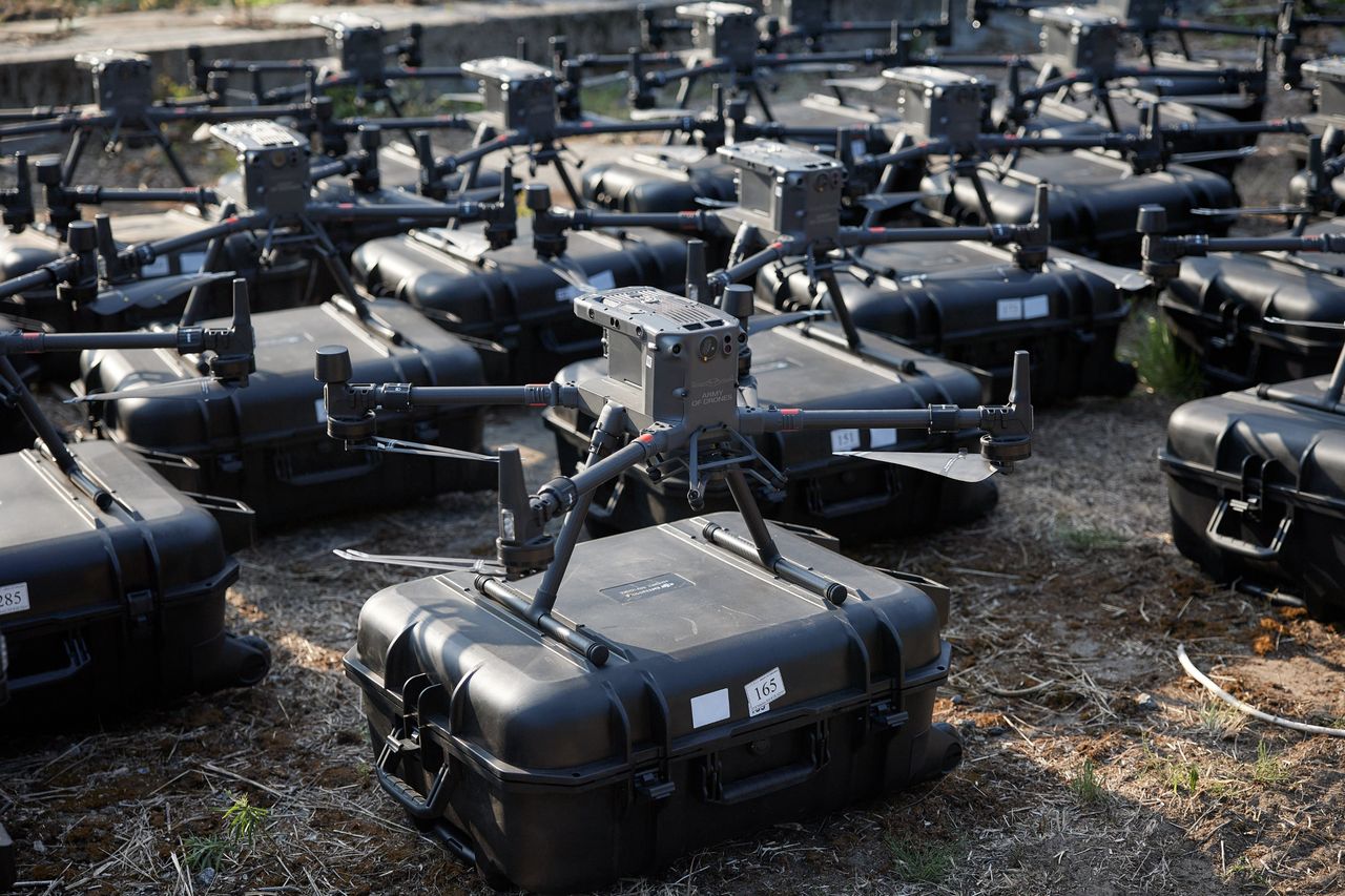 Ponad 1,5 tys. dronów zmierza na front. Ich przeznaczenie jest jedno