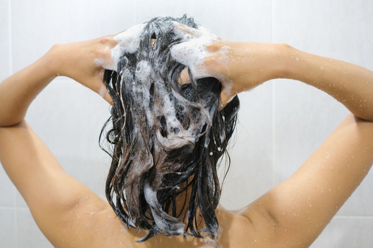 Jak prawidłowo myć włosy?