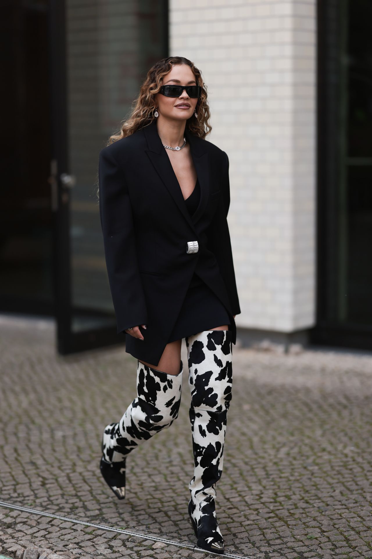Rita Ora w "cow print"