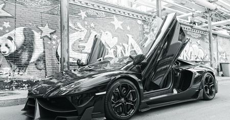 Mroczne Lamborghini Aventador LP988 Edizione GT