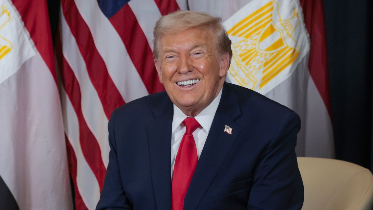 Odcięliśmy się od Rosji, popadamy w uzależnienie od USA. Unia ma problem