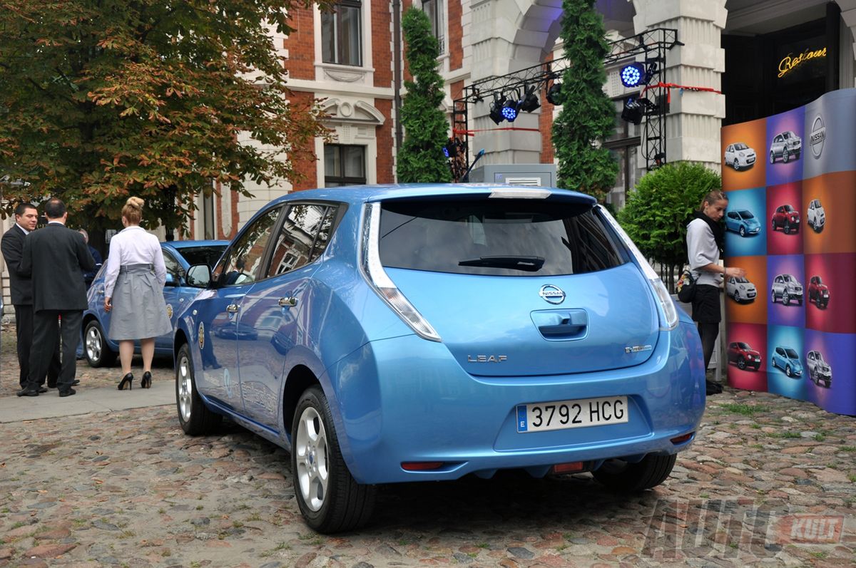 Nissan Leaf