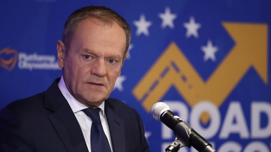 Donald Tusk z nagrodą Kongresu Kobiet