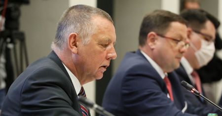 15 mln zł na nagrody w NIK. Niektórzy dostali po 40 tys. zł