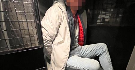 Kominiarki, piła elektryczna i heroina. Dwóch mężczyzn zatrzymanych w Warszawie