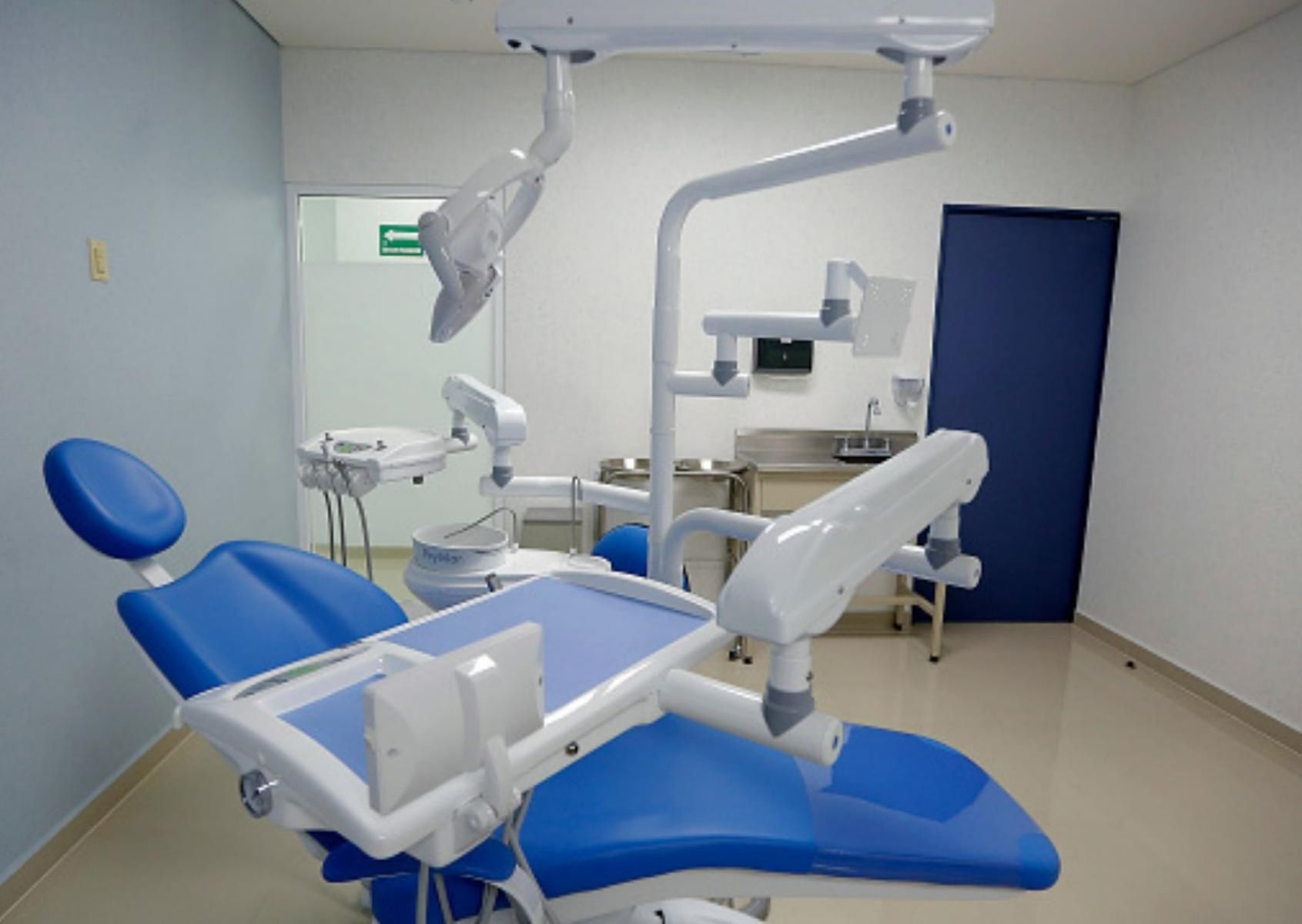 Choroby zębów narażają na cięższy przebieg COVID-19