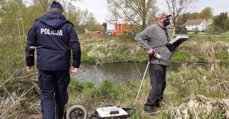 Nowogrodziec. Ojciec Kacperka w poniedziałek stanie przed sądem. 3,5-latek pod wpływem metamfetaminy utonął w rzece