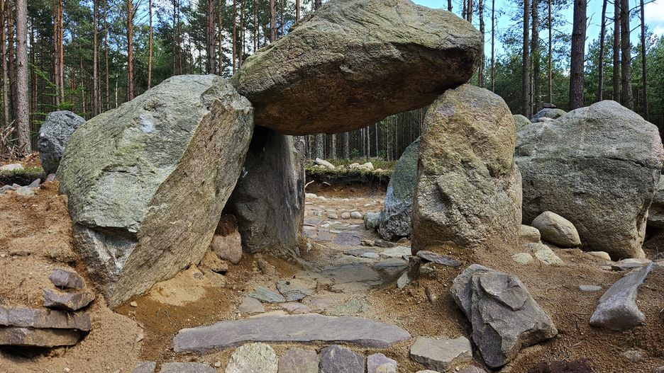 Megalityczny grobowiec jest jest starszy niż Piramida Cheopsa