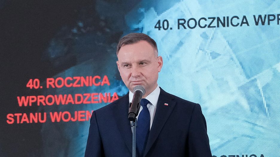 Andrzej DudaMateusz Marek40, 40., historia, Kornela Morawieckiego, medale, obchody, pami�tkowa, polityk, polityka, rocznica, stan wojenny, stanu wojennego, tablica, upami�tniaj�ca, uroczyste, wprowadzenia, wprowadzenie, wr�czenie