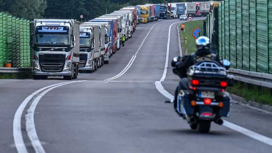 Lubelskie. Kolejki na polsko-ukraińskiej granicy w Dorohusku