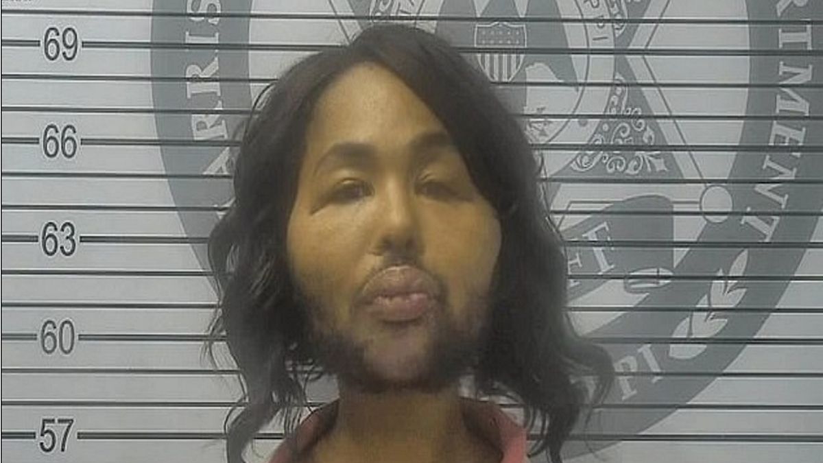 Transseksualna kobieta zatrzymana za próbę obrabowania banku.