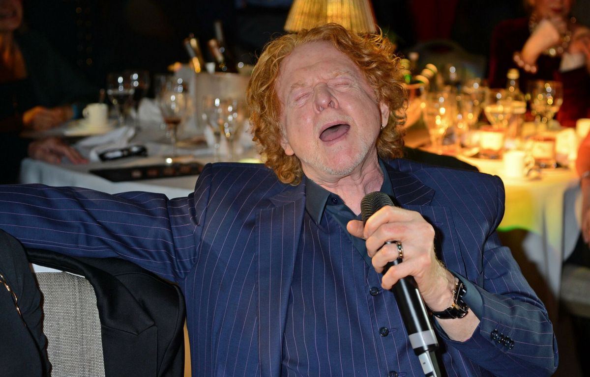 Mick Hucknall
