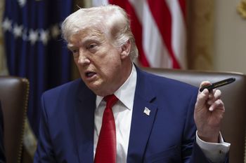 Podpis Donalda Trumpa trafi na dolary. Koniec 165-letniej tradycji w USA