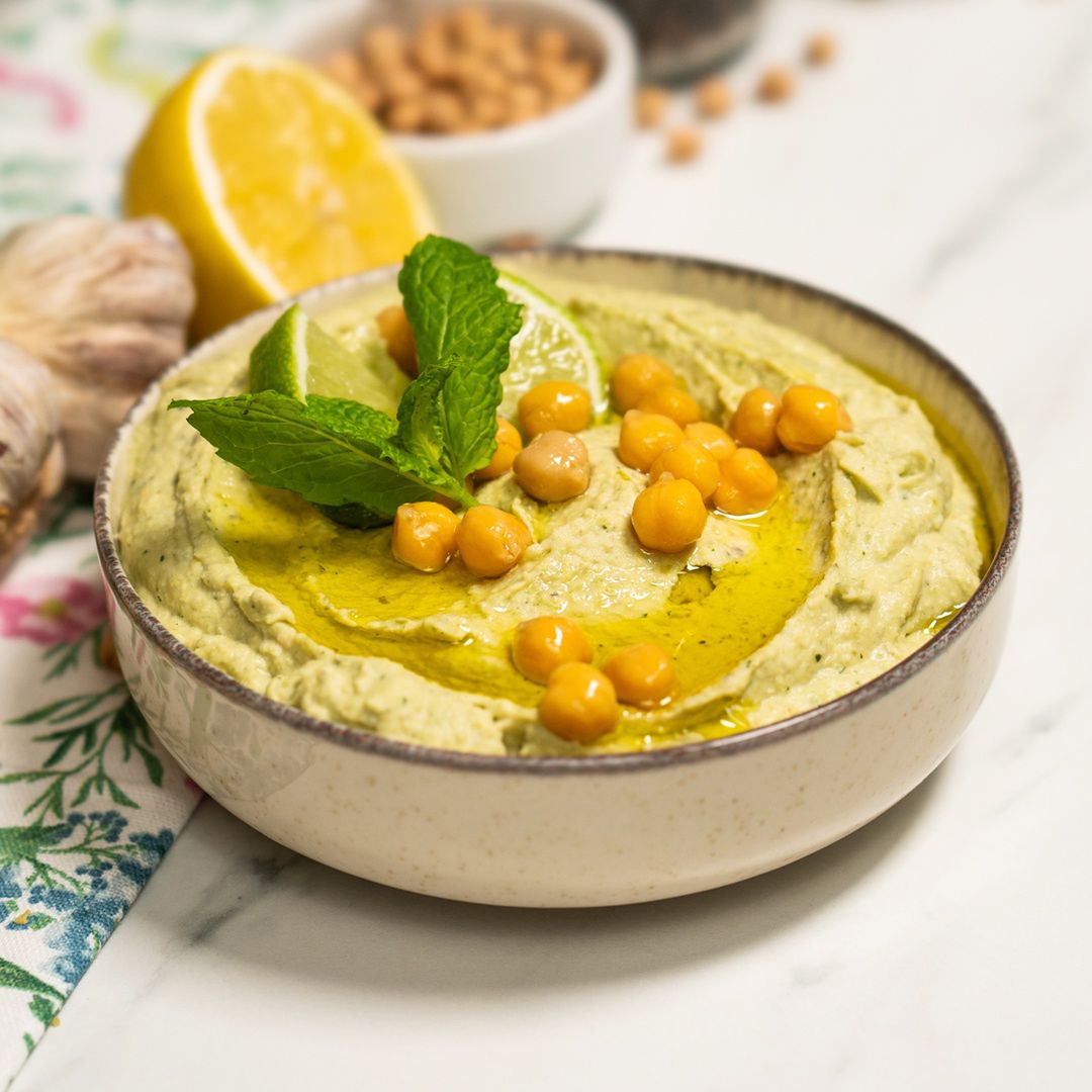 Hummus with broad beans