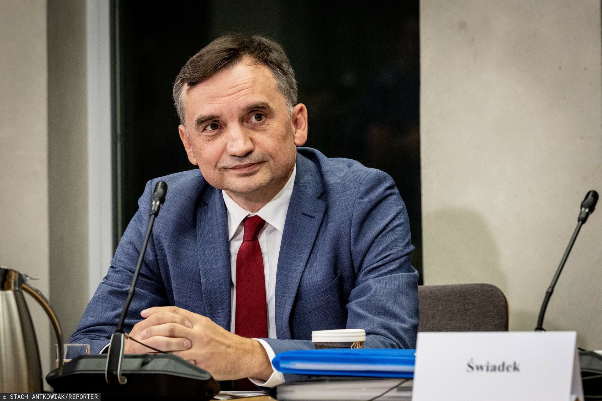 Ziobro ucieknie do USA? Sikorski rozmawiał z ambasadorem