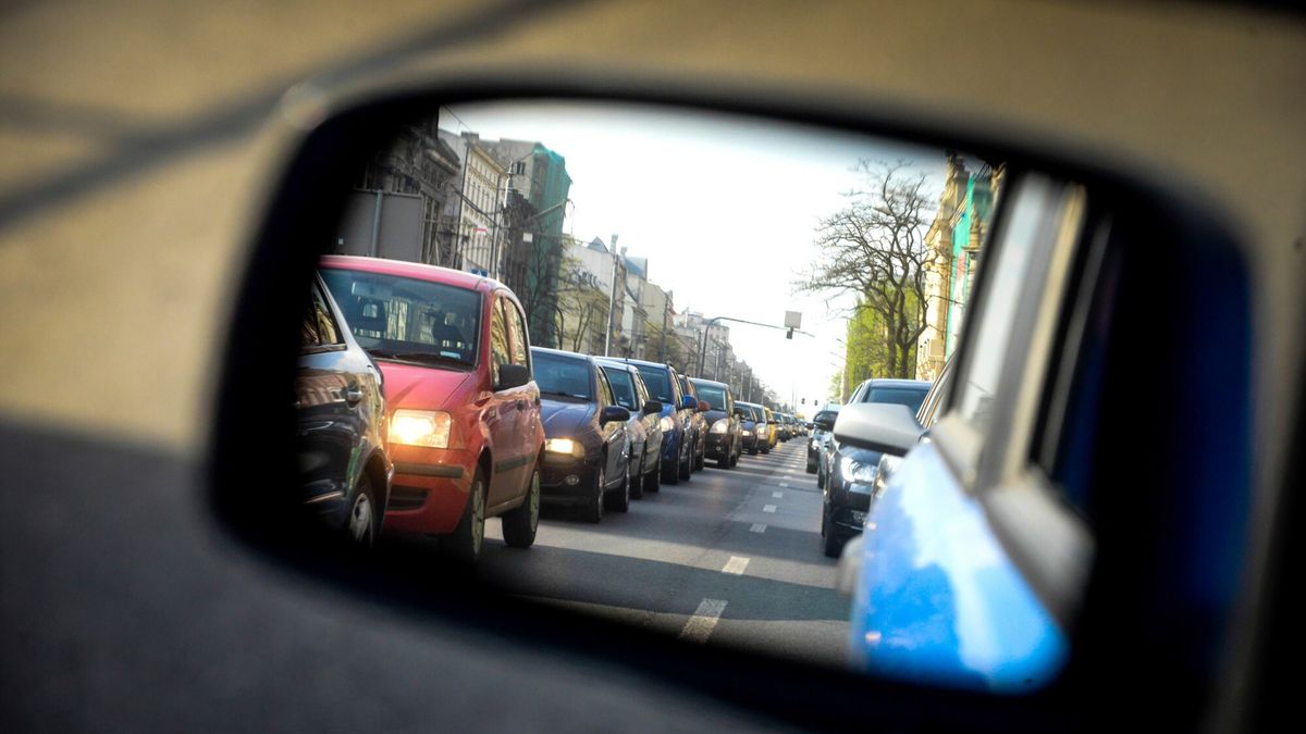 reporter8_baza
01.05.2015 Korki samochodowe na ulicach Lodzi Fot. Piotr Kamionka/REPORTER
Piotr Kamionka/REPORTER