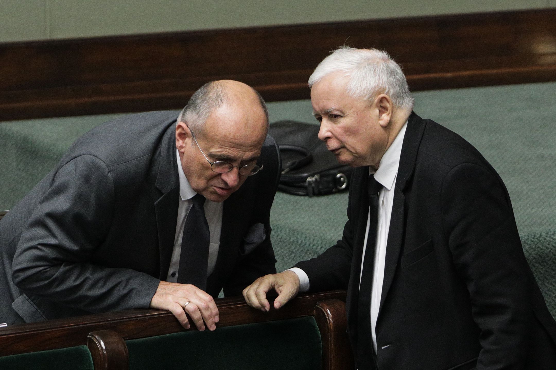 Prezes PiS Jarosław Kaczyński i minister spraw zagranicznych Zbigniew Rau