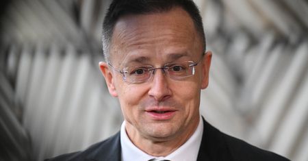 Minister Węgier przyznał się do konsultacji z Rosją w sprawach UE