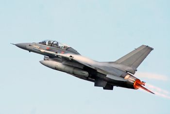 Belgia przekaże Ukrainie siedem F-16. Tylko trzy będą walczyć