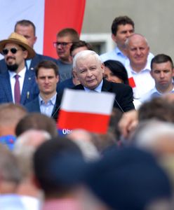 Kaczyński nagle zaczął mówić o Kukizie. Tłum głośno zareagował [NA ŻYWO]