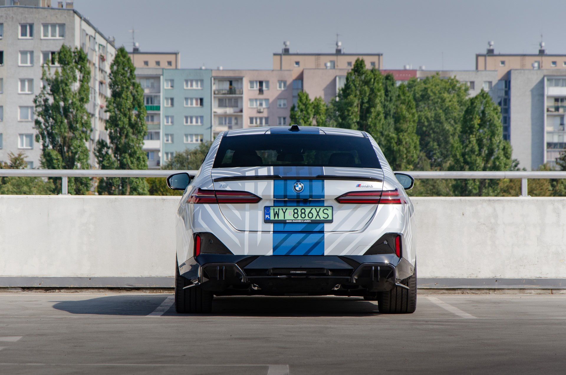 BMW i5 M60