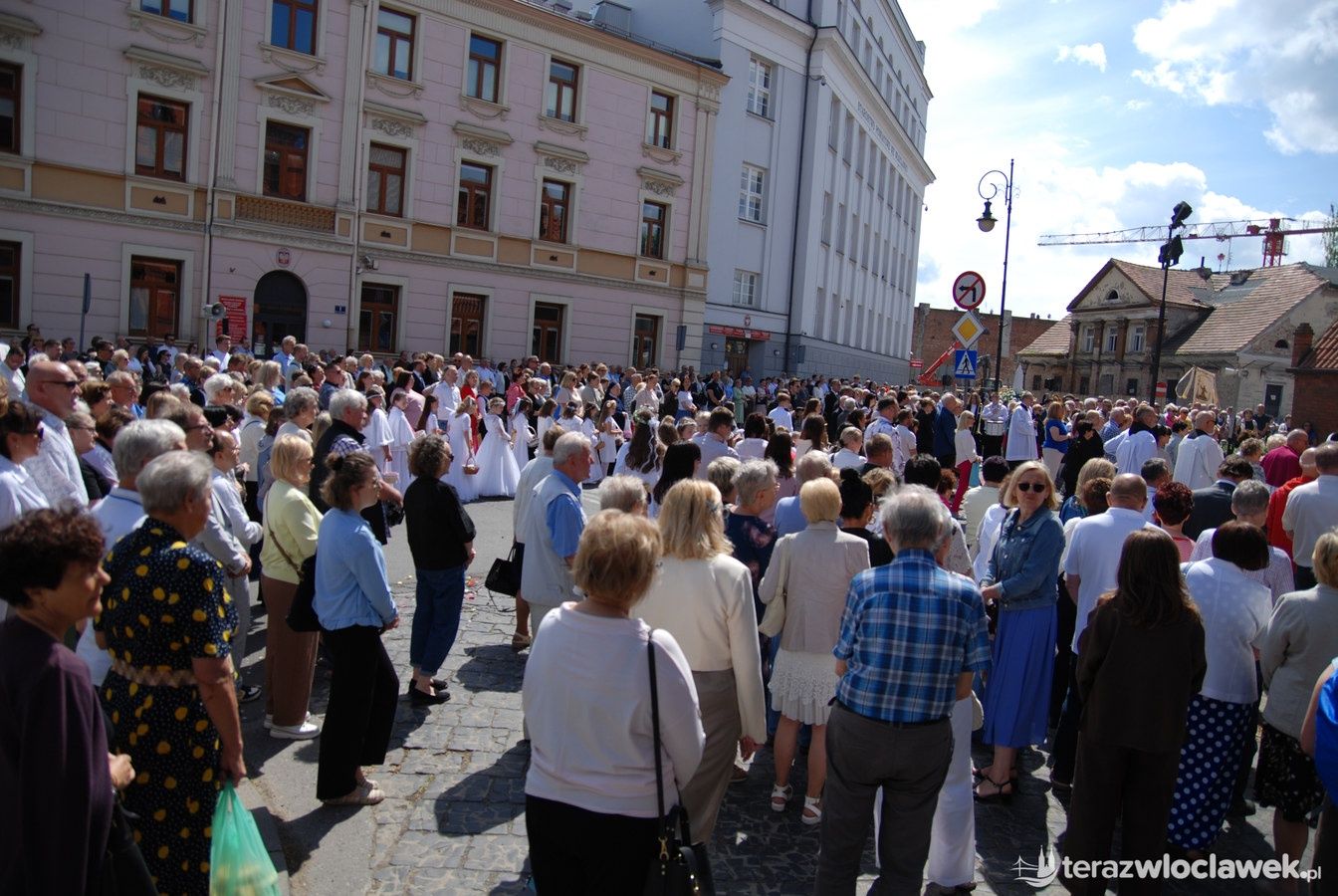 Miejska procesja Bożego Ciała przeszła ulicami Włocławka