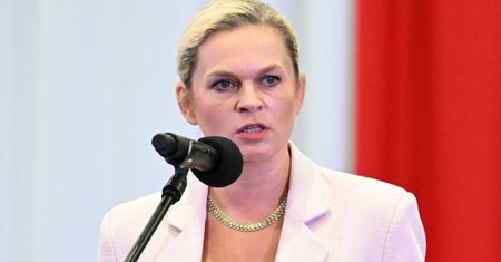 "Dwie bardzo istotne zmiany". Nowacka zwróciła się do uczniów i nauczycieli