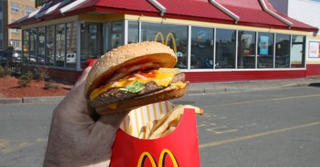 Panika w Rosji. Tak ludzie zareagowali na zamknięcie McDonald's