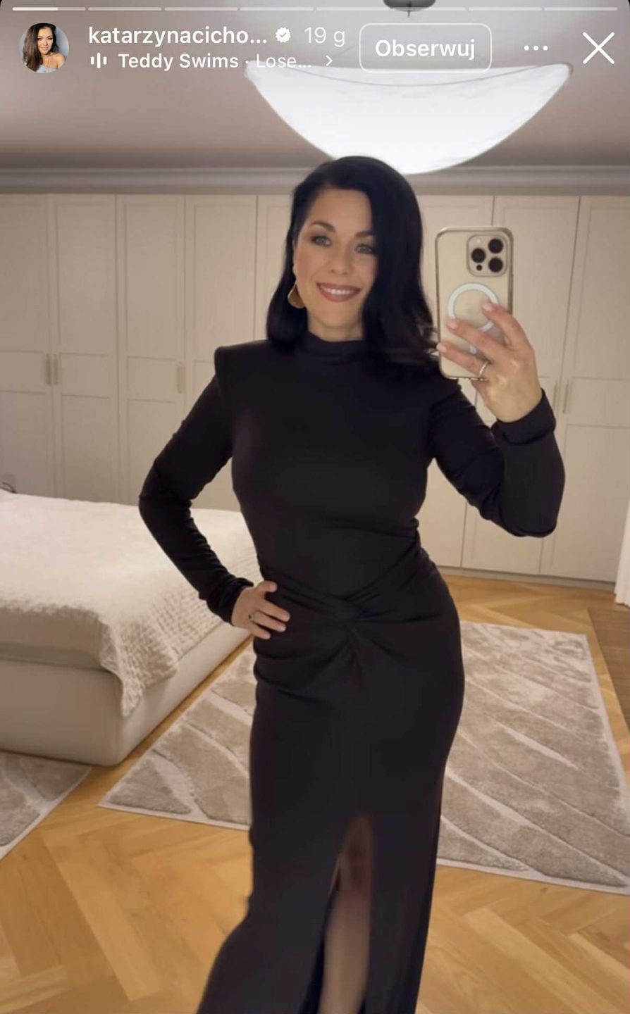 Katarzyna Cichopek postawiła na modny fason 