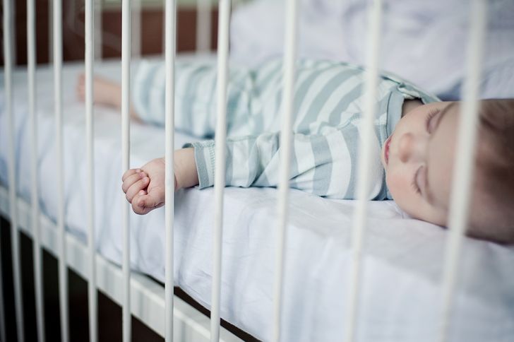 Dwulatka zaczęła się dziwnie zachowywać. Guz mózgu był wielkości awokado