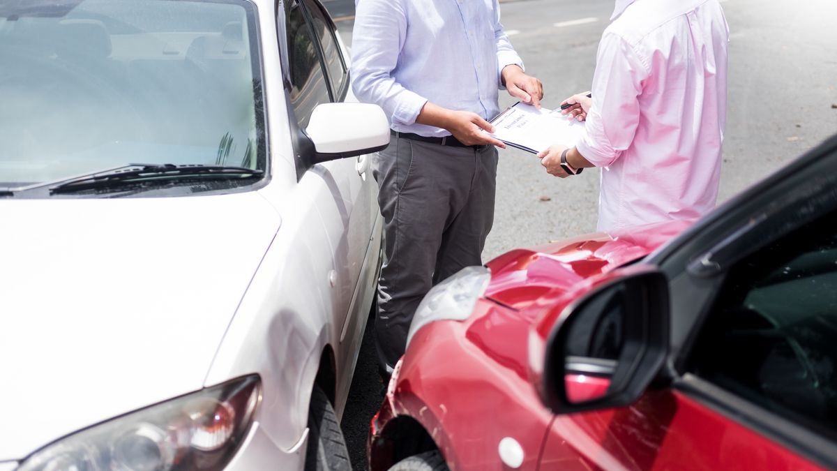 Ubezpieczenie OC to obowiązkowa polisa dla posiadaczy samochodu. 