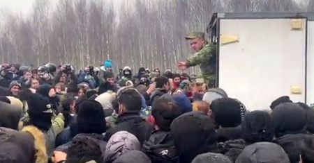 Zwrot na granicy z Białorusią? "Azyl albo powrót"