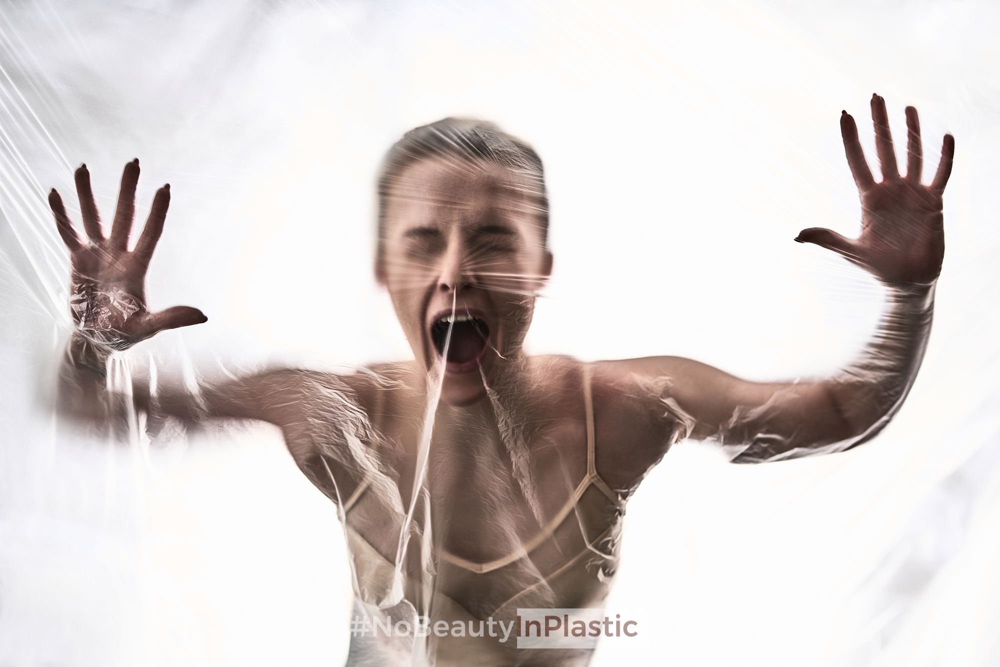 Projekt #NoBeautyInPlastic: Katastrofę ekologiczną fundujemy sobie sami 5
