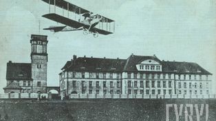 Od cesarskiego lotniska do milionów pasażerów. Ławica ma już 113 lat