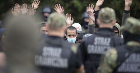 Odszkodowania za stan wyjątkowy. Senatorowie domagają się zmian
