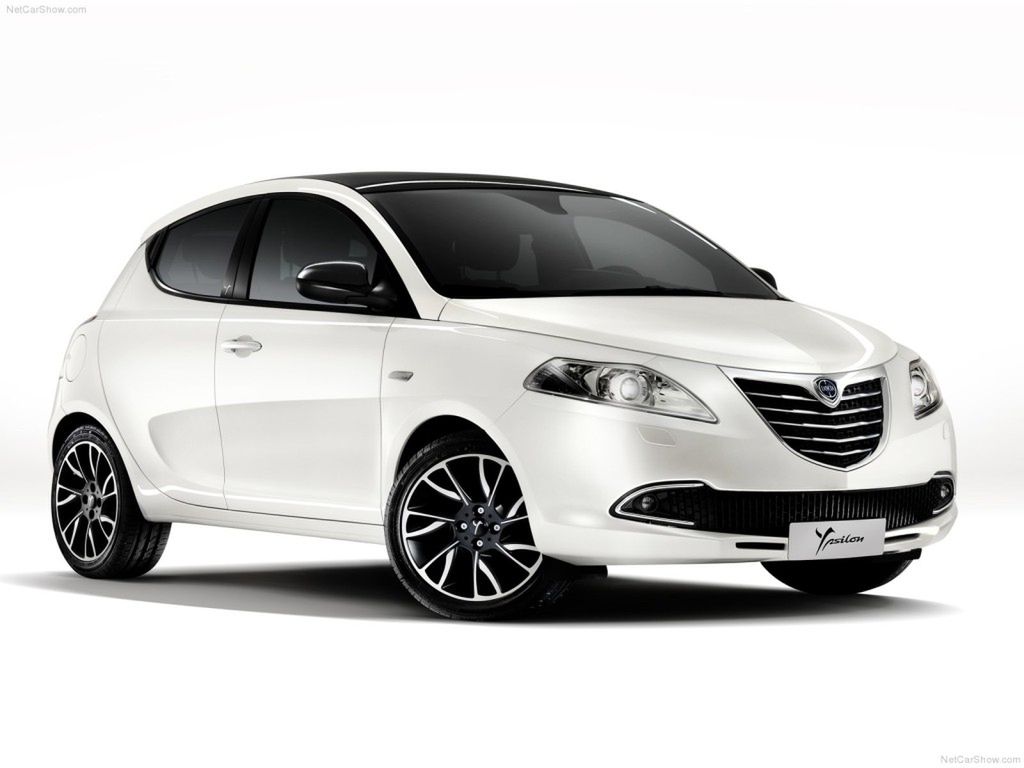Lancia Ypsilon 9