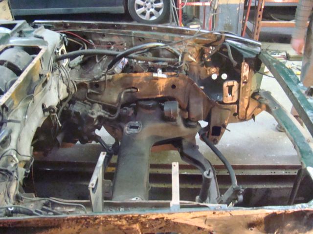 Mercedes 450 SL (R107) - wyjęcie silnika 14