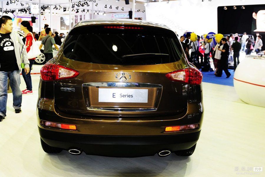 Yema-E-SUV-13